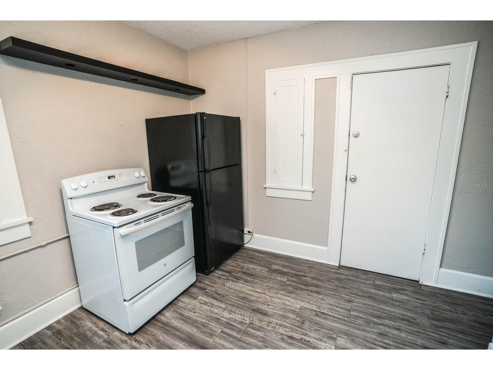 535 2nd Street N #4 Saint Petersburg FL 33701 TB8509121 image6