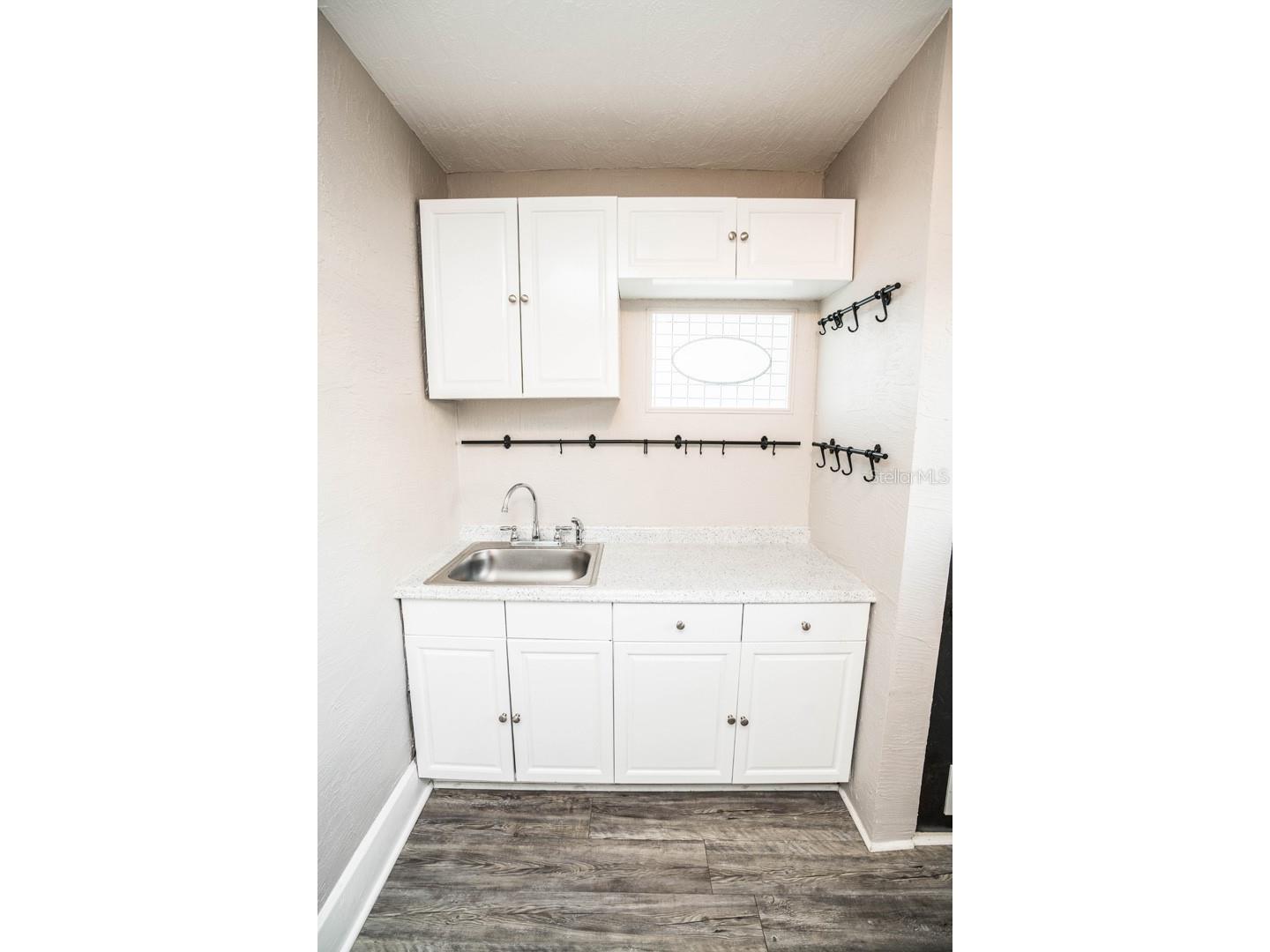 535 2nd Street N #4 Saint Petersburg FL 33701 TB8509121 image7