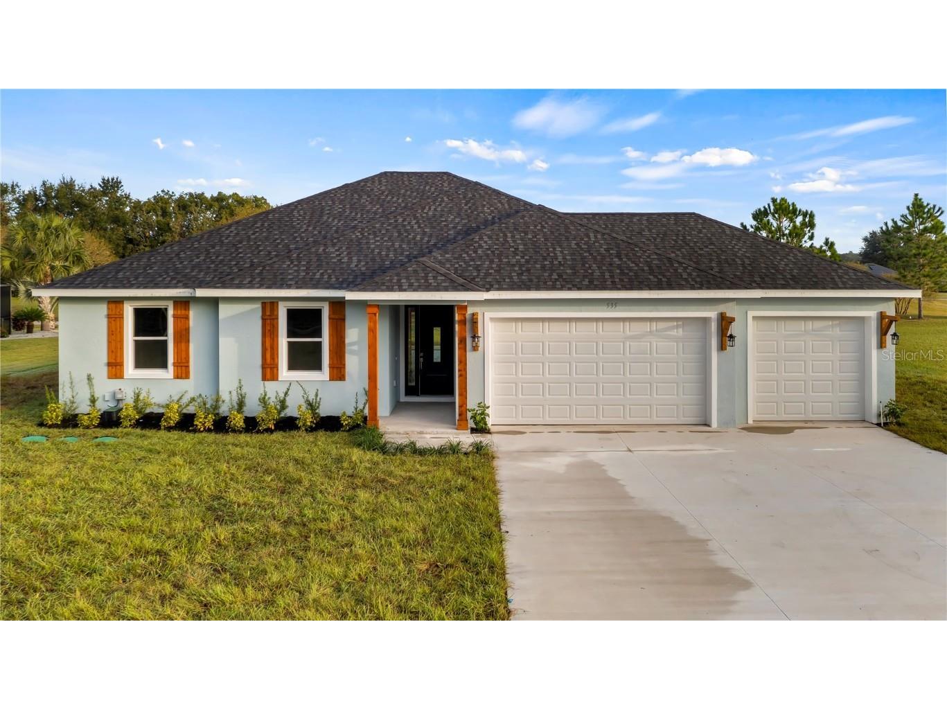 535 Dowling Circle Lady Lake FL 32159 G5086497 image1