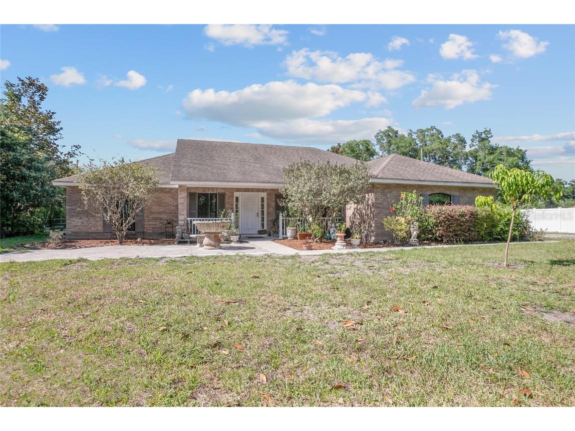 535 E Plymouth Avenue Deland FL 32724 V4936307 image1