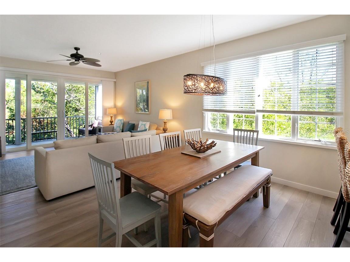 535 Forest Way Longboat Key FL 34228 A4655086 image16