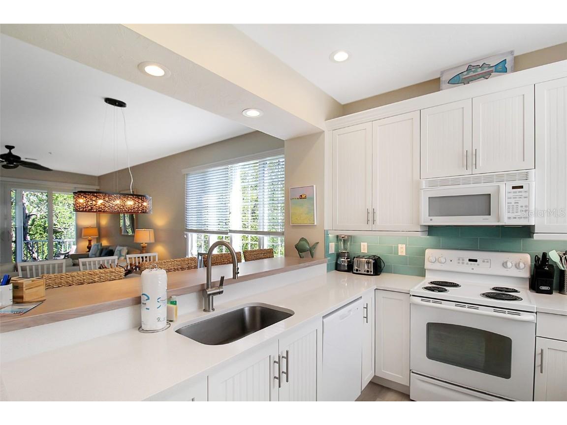 535 Forest Way Longboat Key FL 34228 A4655086 image19