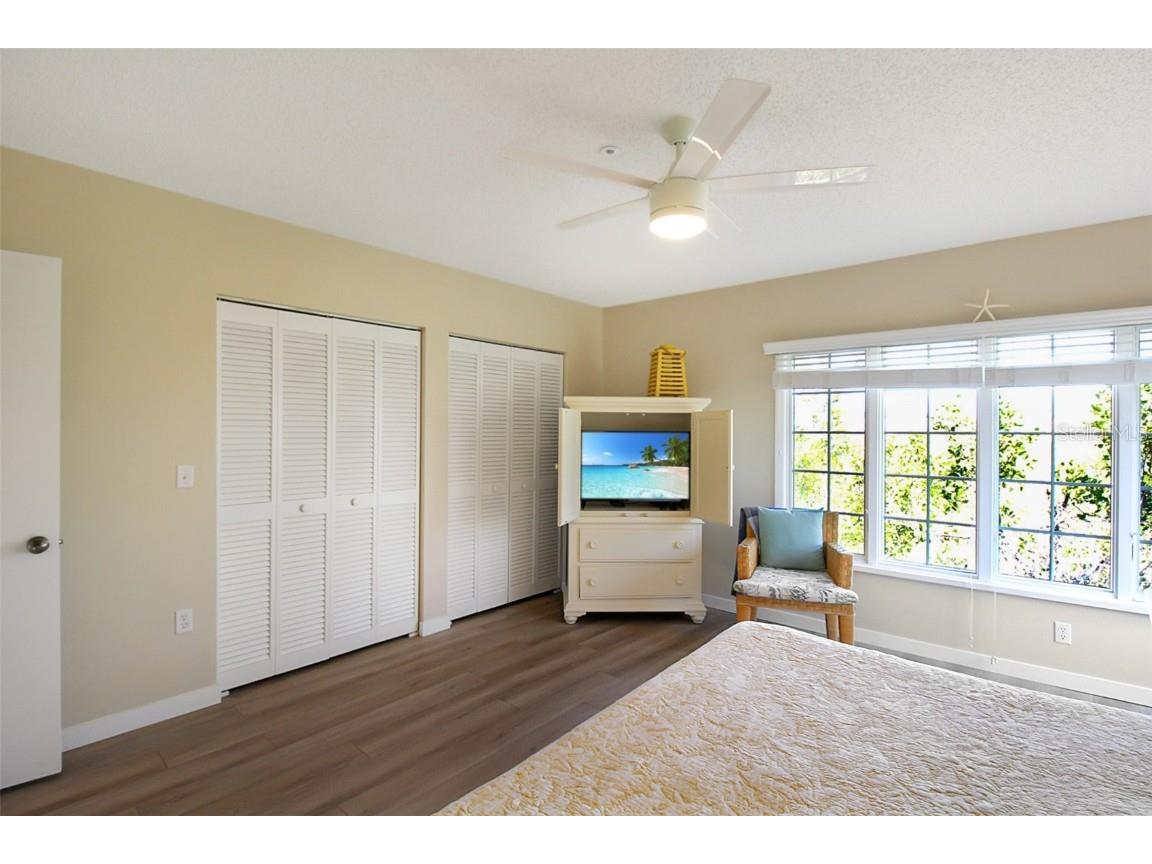 535 Forest Way Longboat Key FL 34228 A4655086 image31