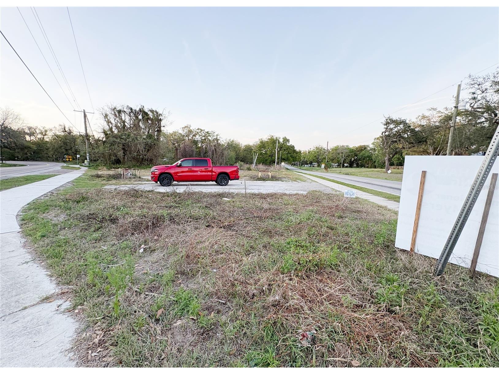 535 Maydell Drive Tampa FL 33619 TB8485768 image5