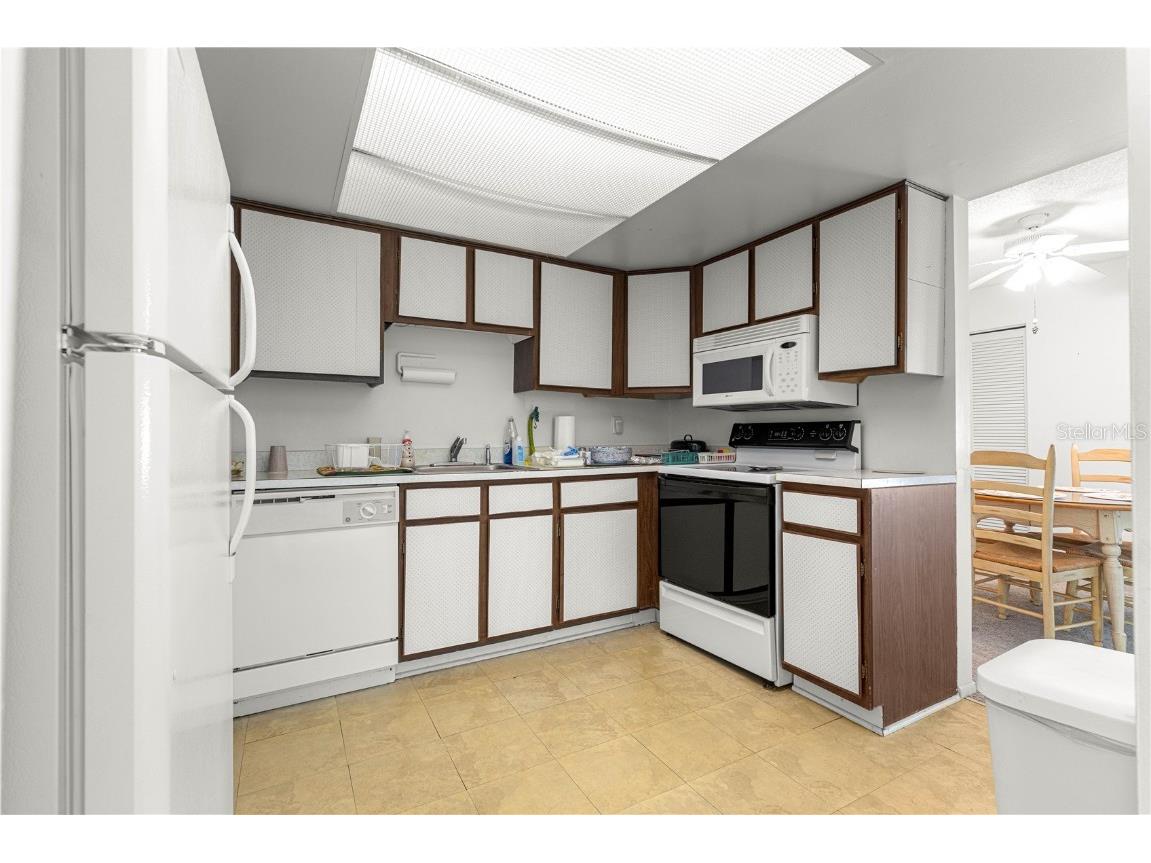 535 Midway Drive #B Ocala FL 34472 OM707813 image10