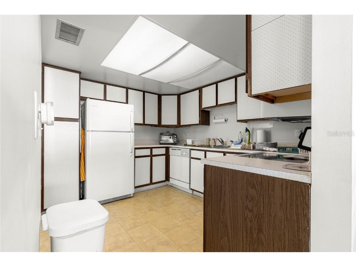 535 Midway Drive #B Ocala FL 34472 OM707813 image9