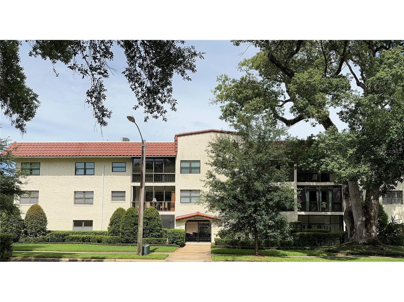 535 N Interlachen Avenue #101 Winter Park FL 32789 O6180992 image1