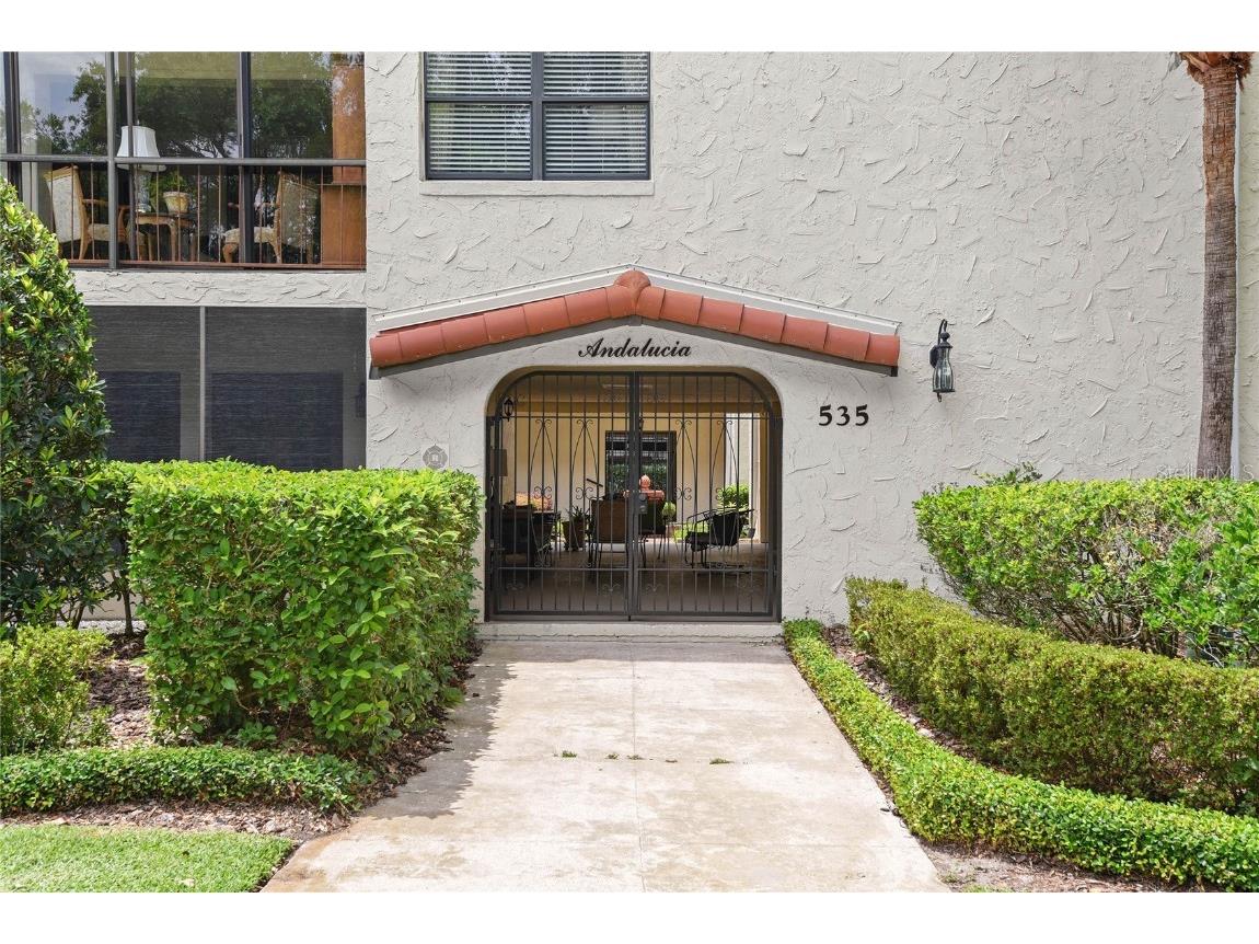 535 N Interlachen Avenue #305 Winter Park FL 32789 O6344819 image1