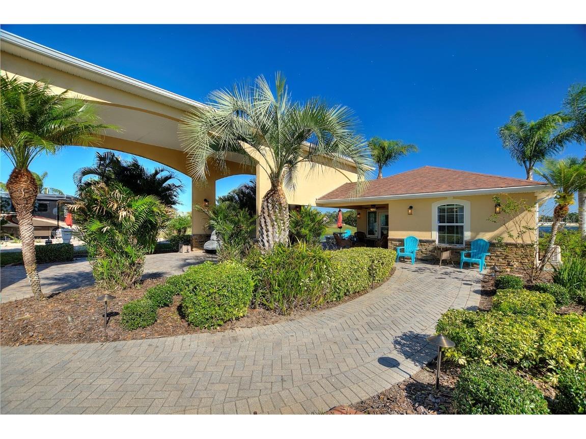 535 Narrow Pond Road Polk City FL 33868 L4949423 image1