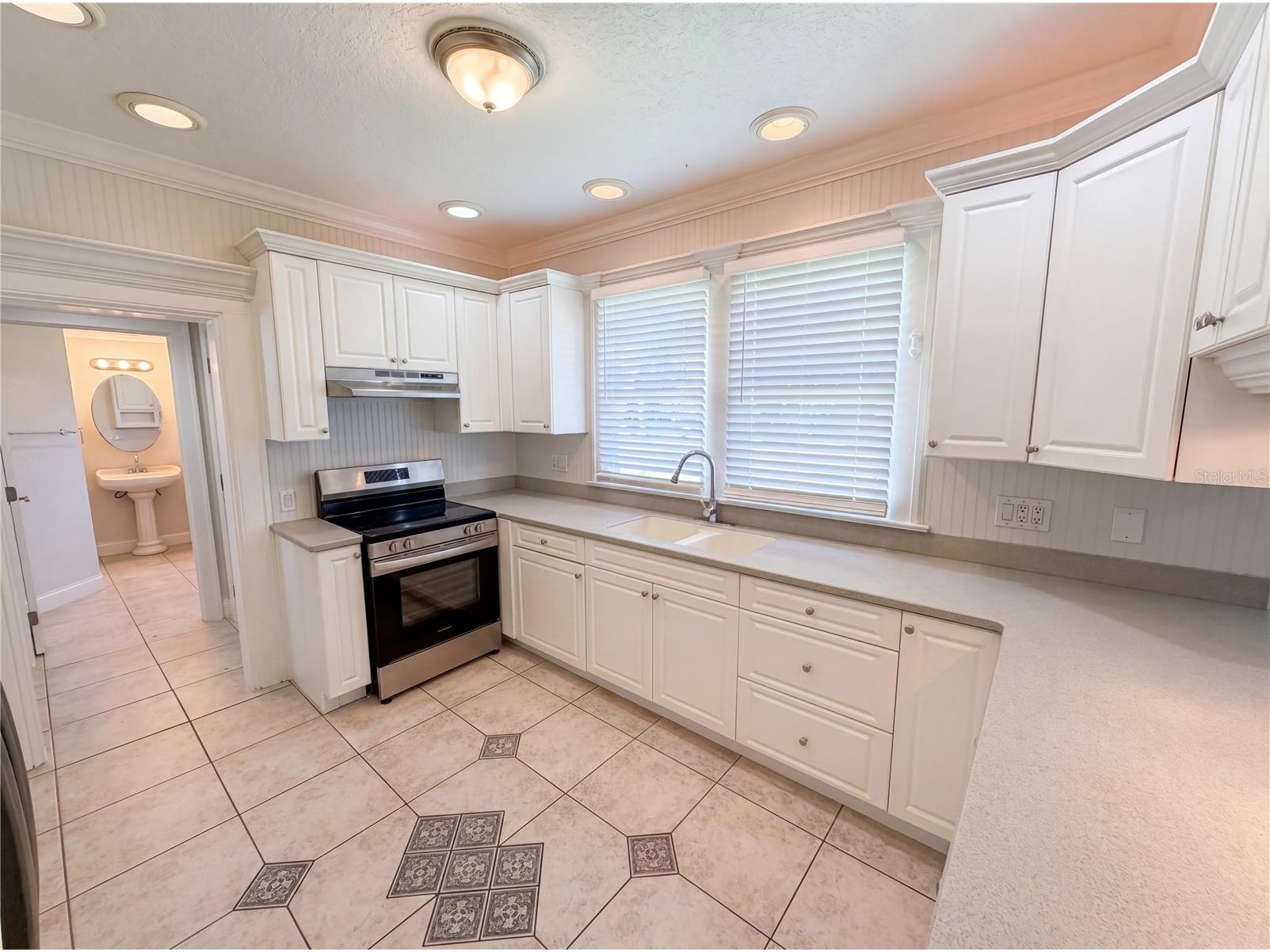 535 Palmetto Drive Melbourne FL 32935 O6405941 image2
