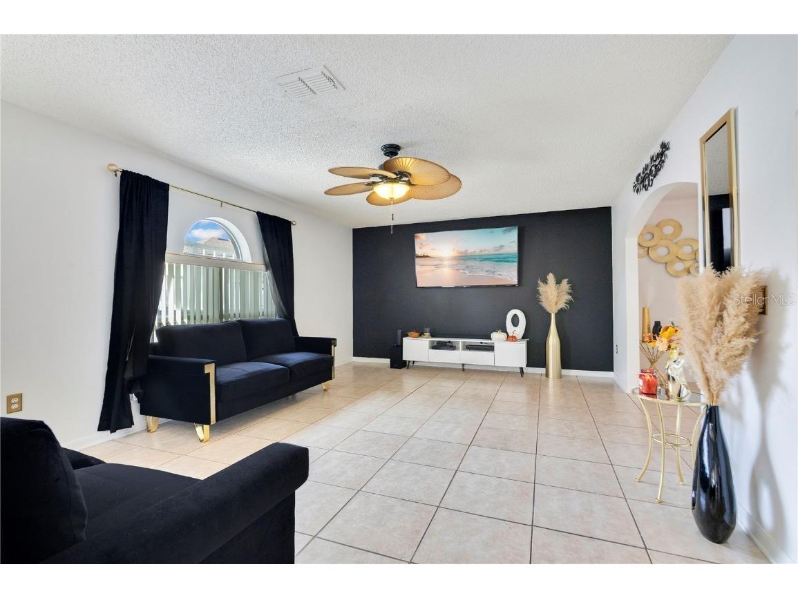 535 Peace Dr Poinciana FL 34759 S5138310 image4