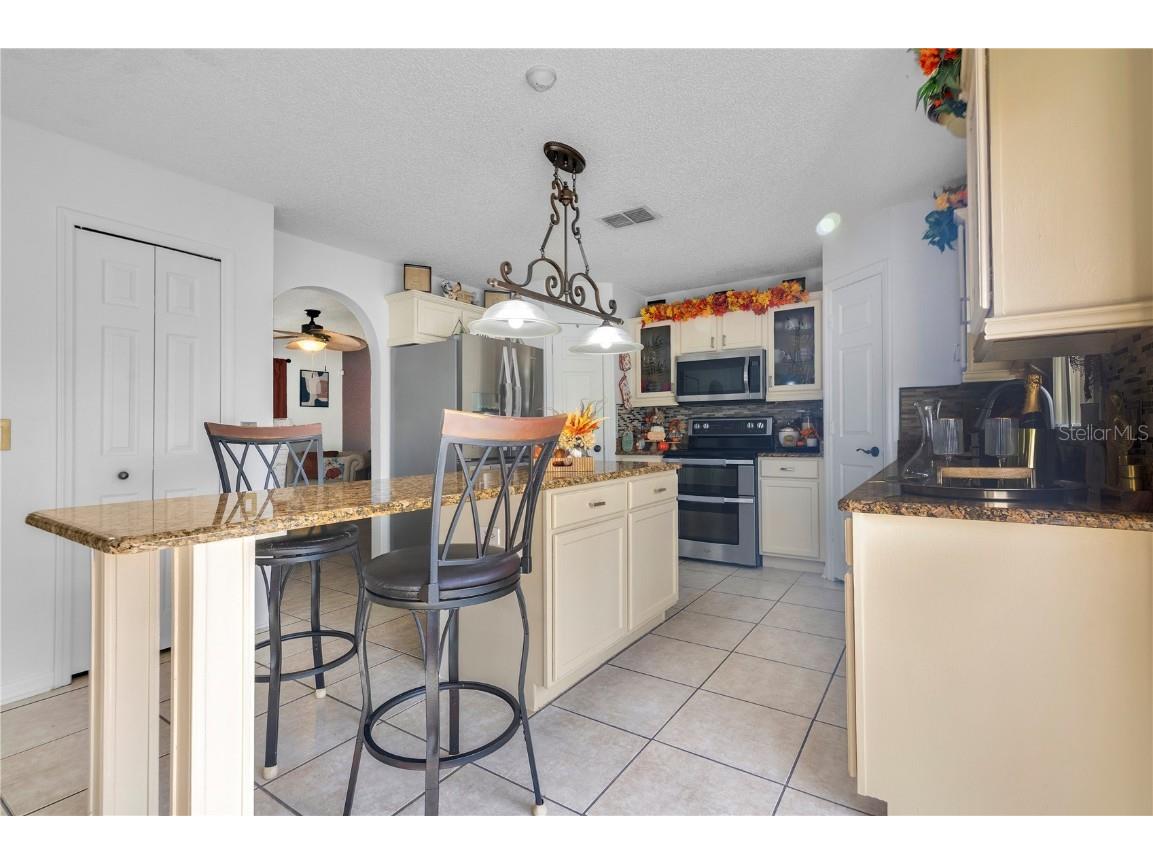 535 Peace Dr Poinciana FL 34759 S5138310 image9