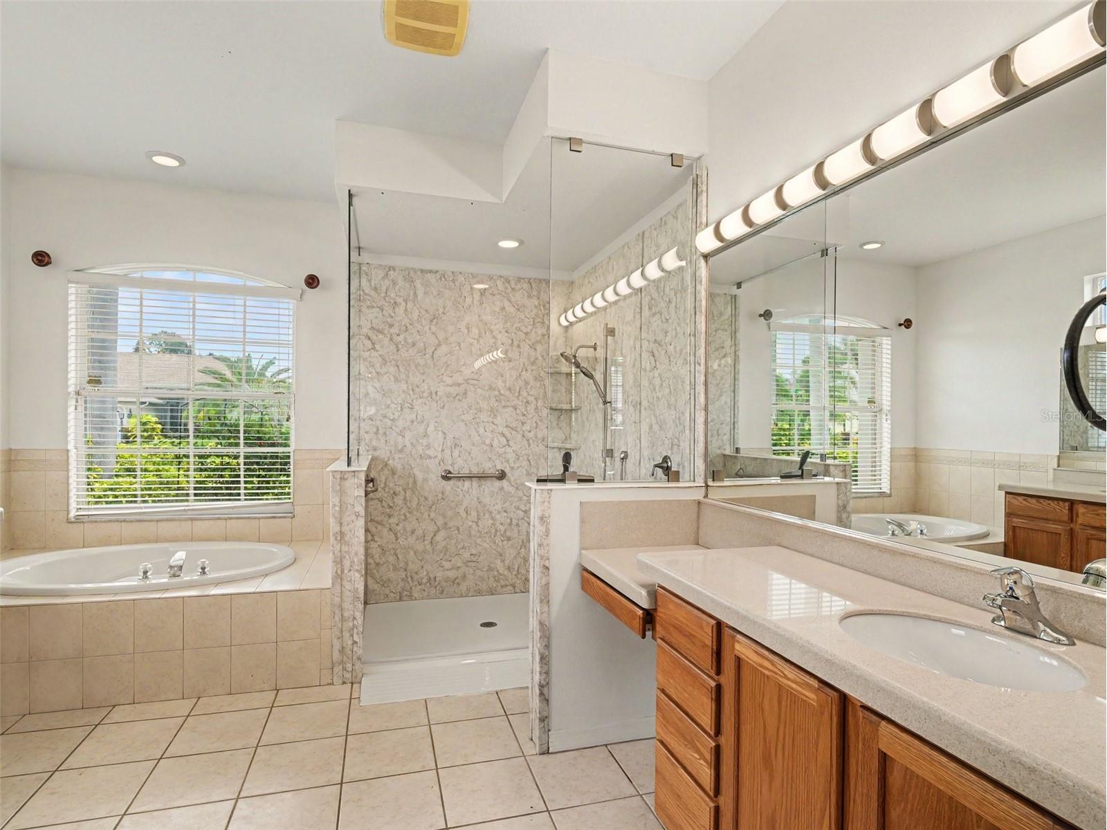 535 Planters Manor Way Bradenton FL 34212 TB8487107 image20