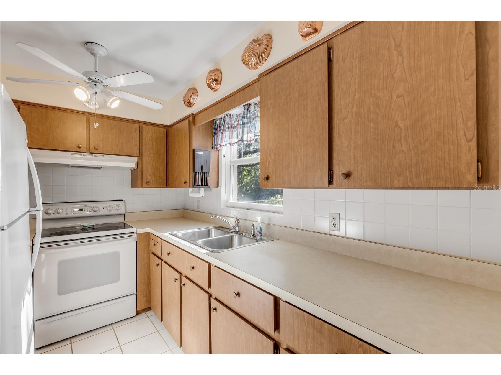 535 S Peninsula Avenue New Smyrna Beach FL 32169 NS1081307 image23