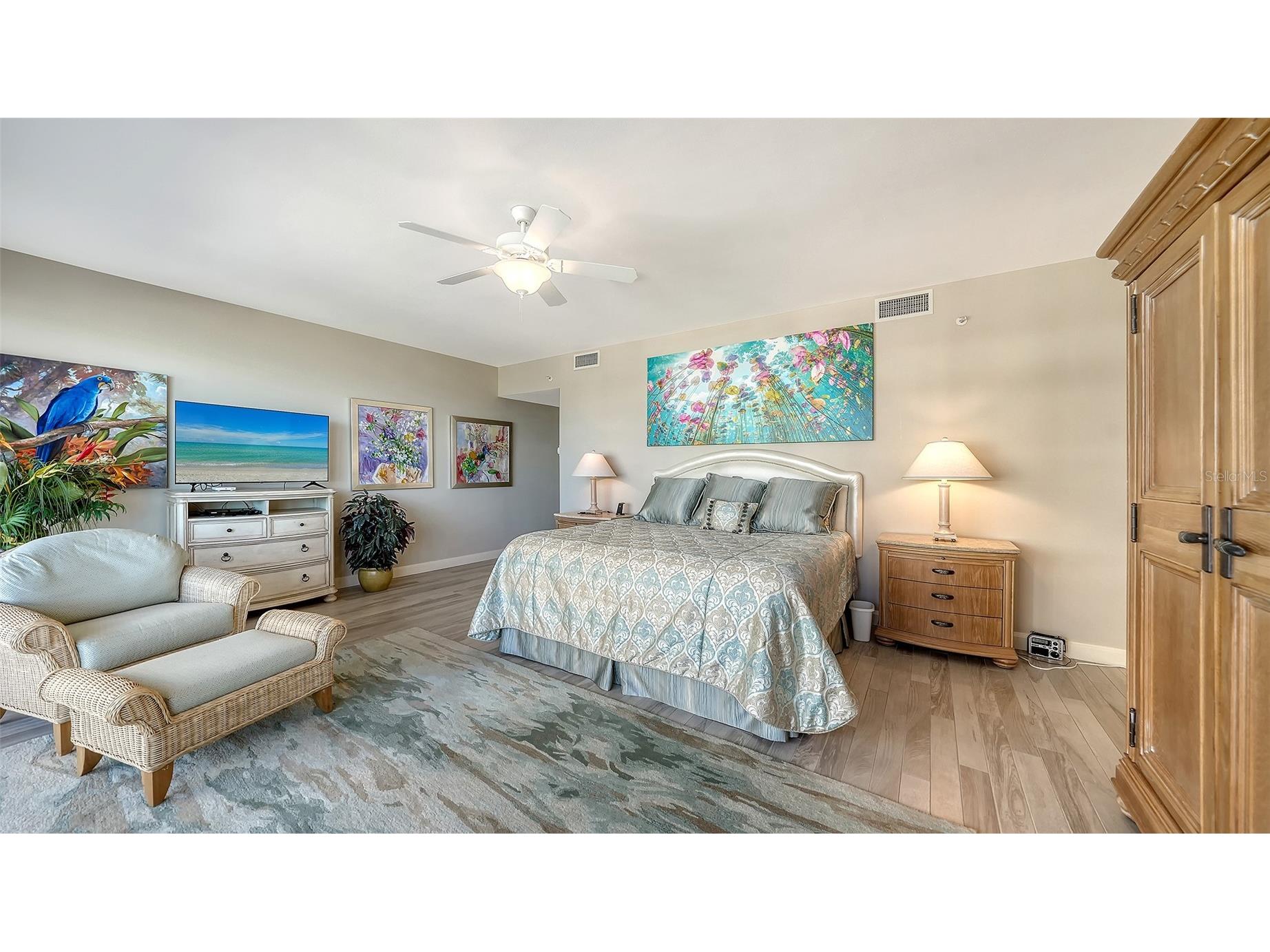535 Sanctuary Drive #A401 Longboat Key FL 34228 A4685033 image32