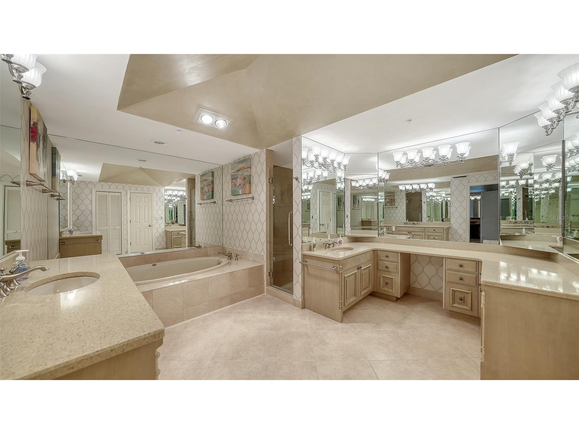 535 Sanctuary Drive #A401 Longboat Key FL 34228 A4685033 image37
