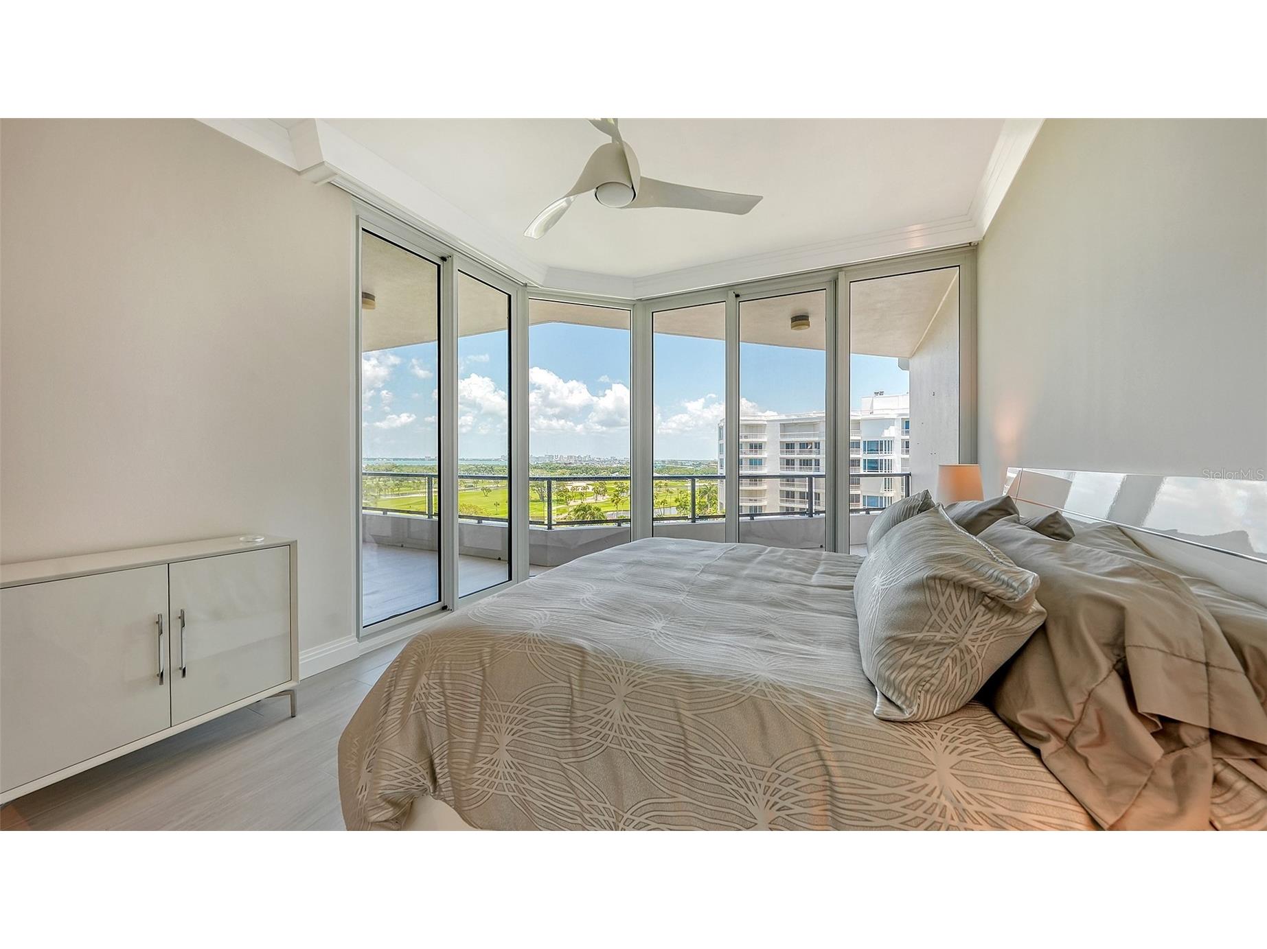 535 Sanctuary Drive #C807 Longboat Key FL 34228 - GULF OF MEXICO A4680240 image23