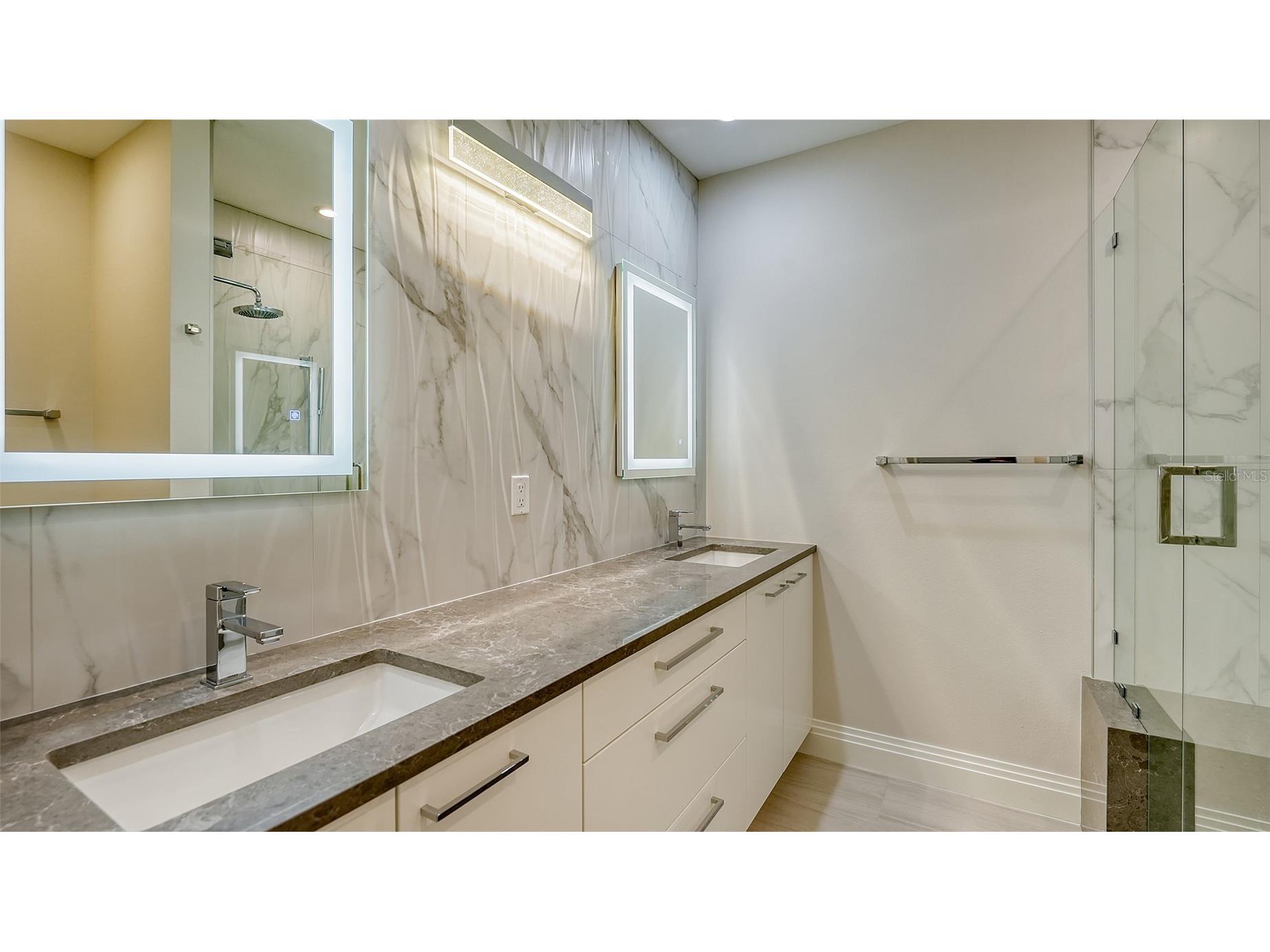 535 Sanctuary Drive #C807 Longboat Key FL 34228 - GULF OF MEXICO A4680240 image25