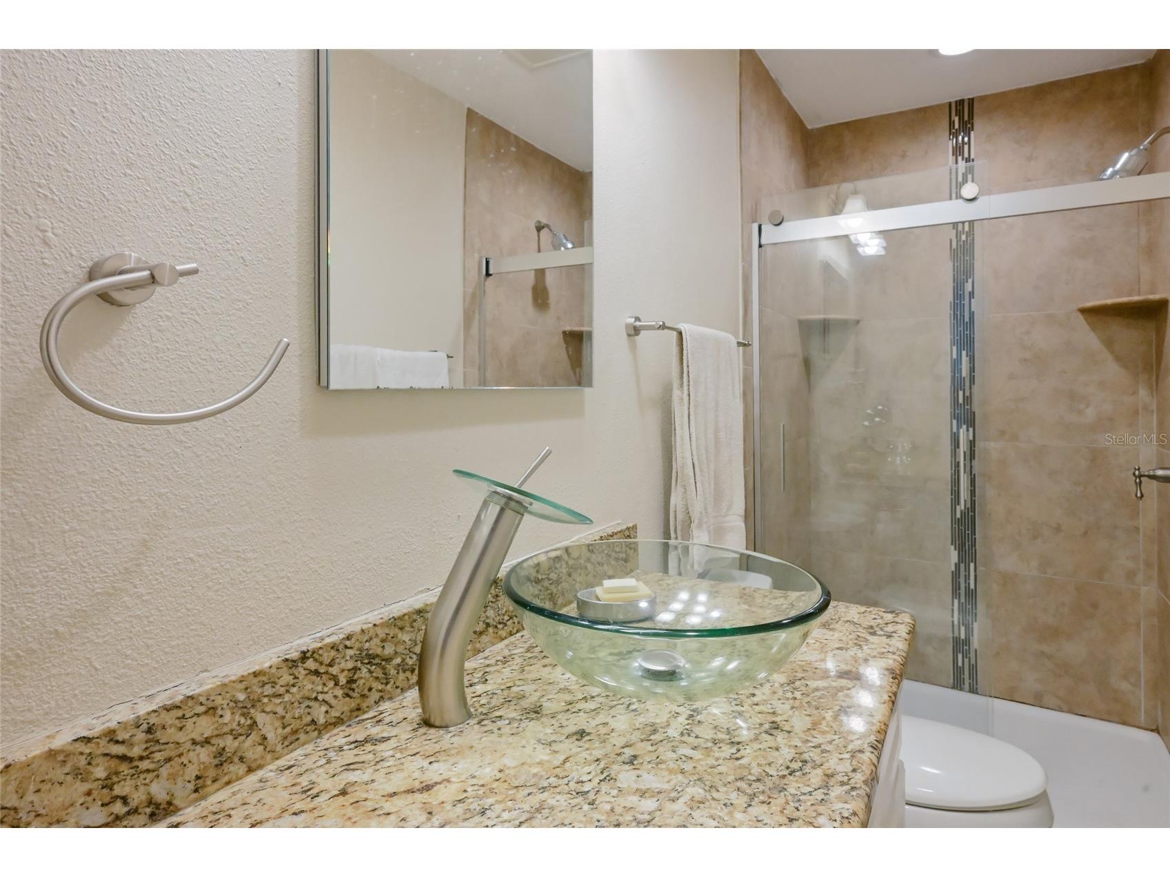 535 Sutton Place Longboat Key FL 34228 A4678021 image20