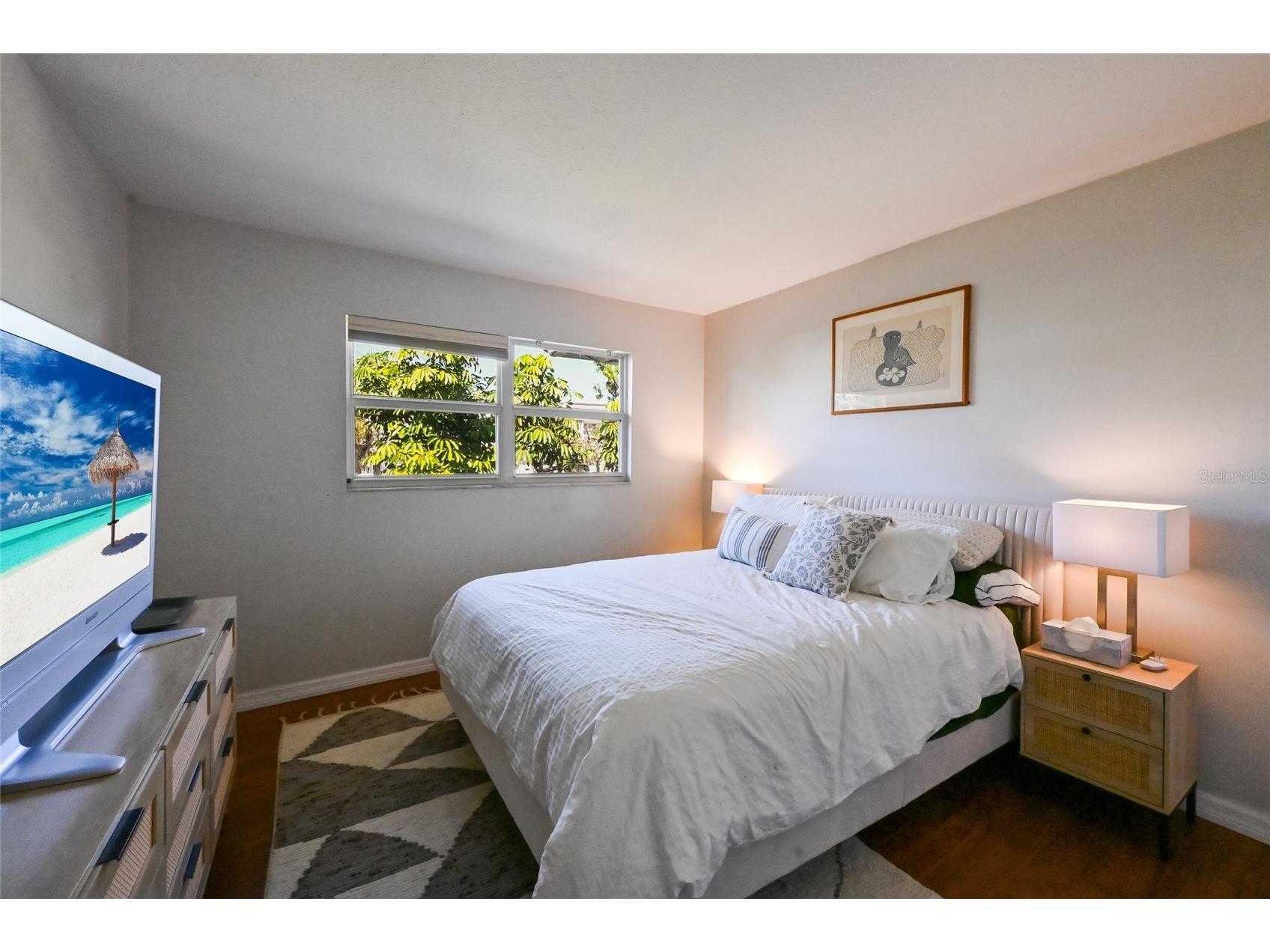 535 Sutton Place Longboat Key FL 34228 A4678021 image21