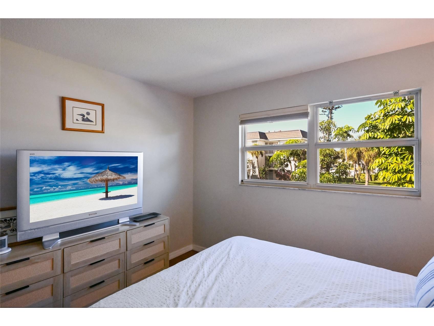 535 Sutton Place Longboat Key FL 34228 A4678021 image22