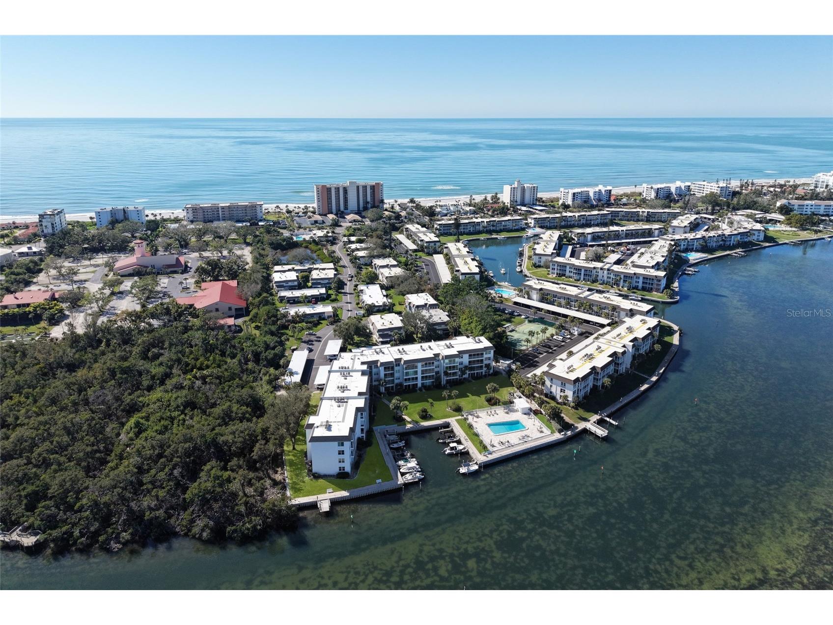 535 Sutton Place Longboat Key FL 34228 A4678021 image30