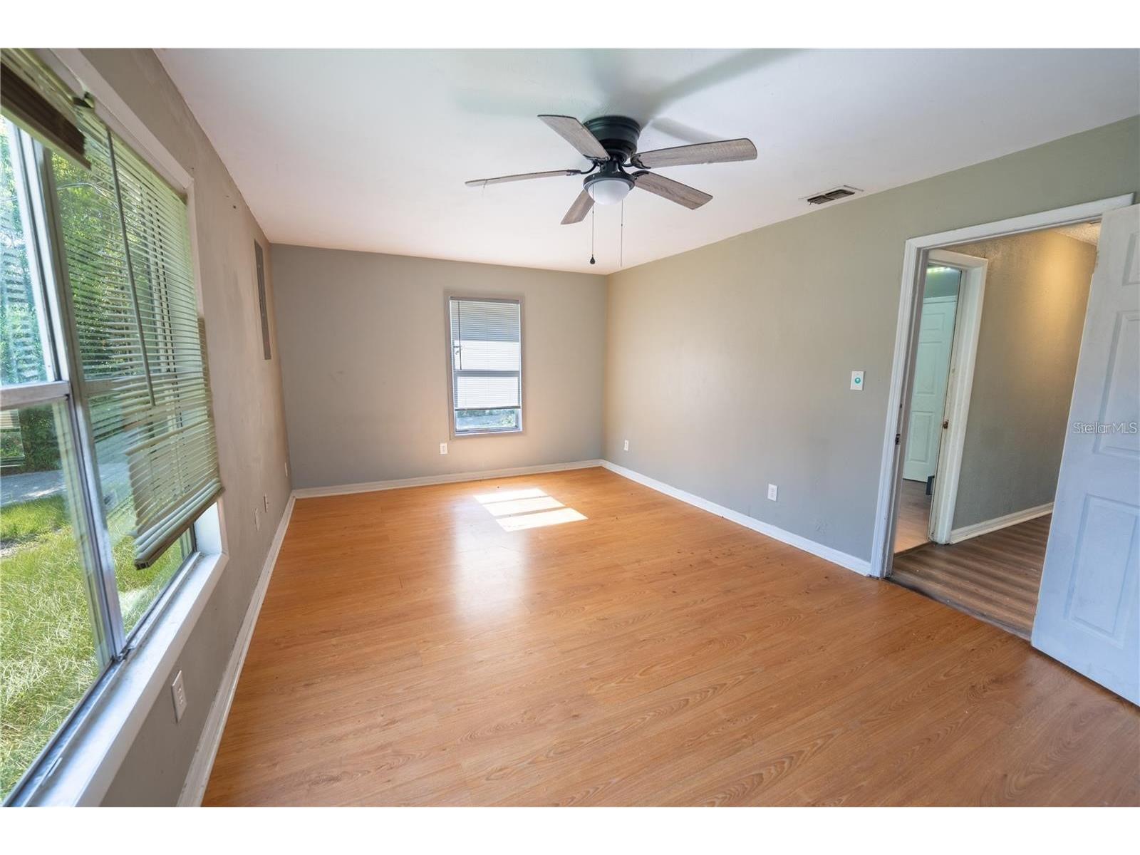 535 W Division Street Deland FL 32720 O6376531 image15