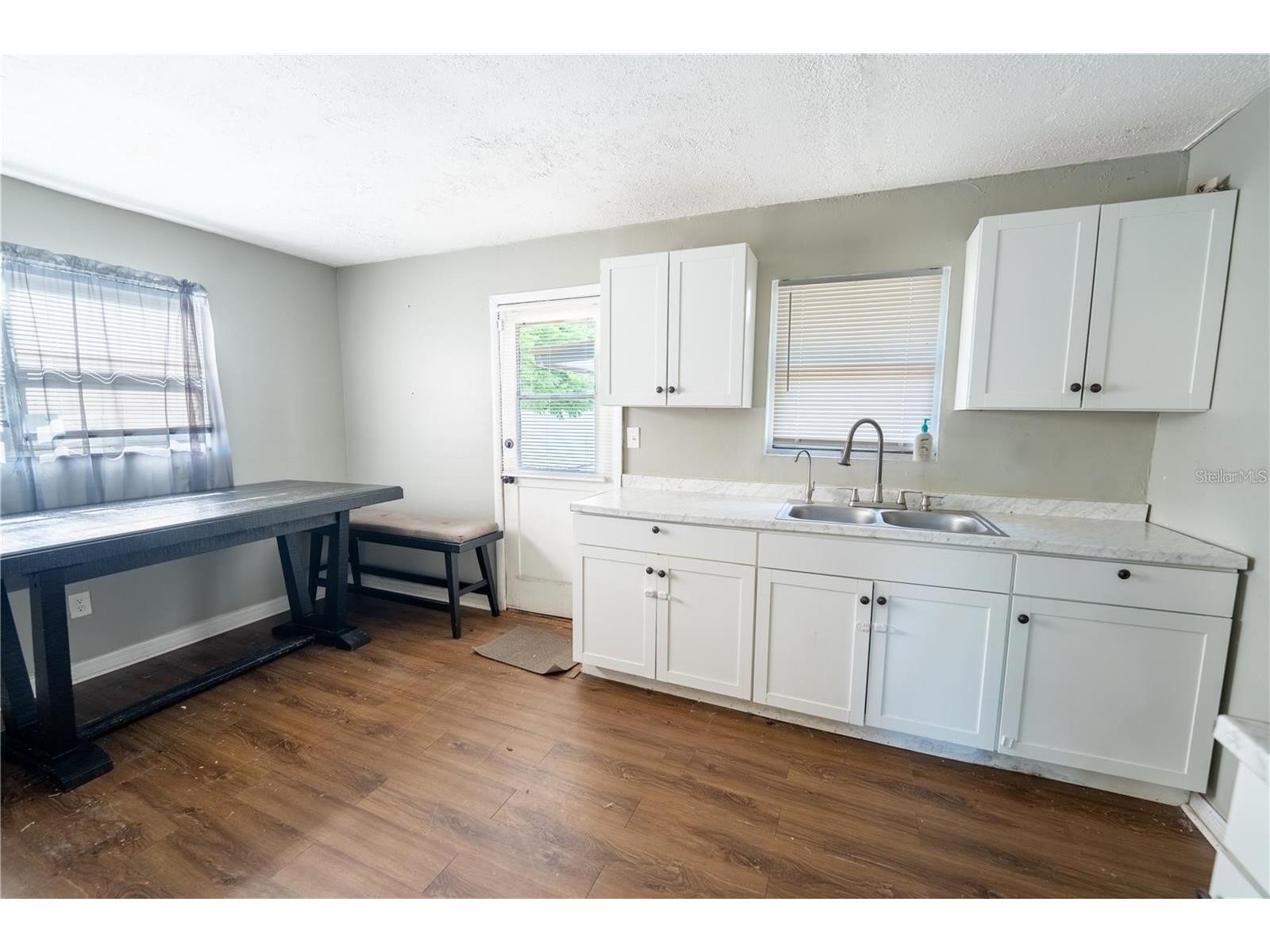 535 W Division Street Deland FL 32720 O6376531 image6