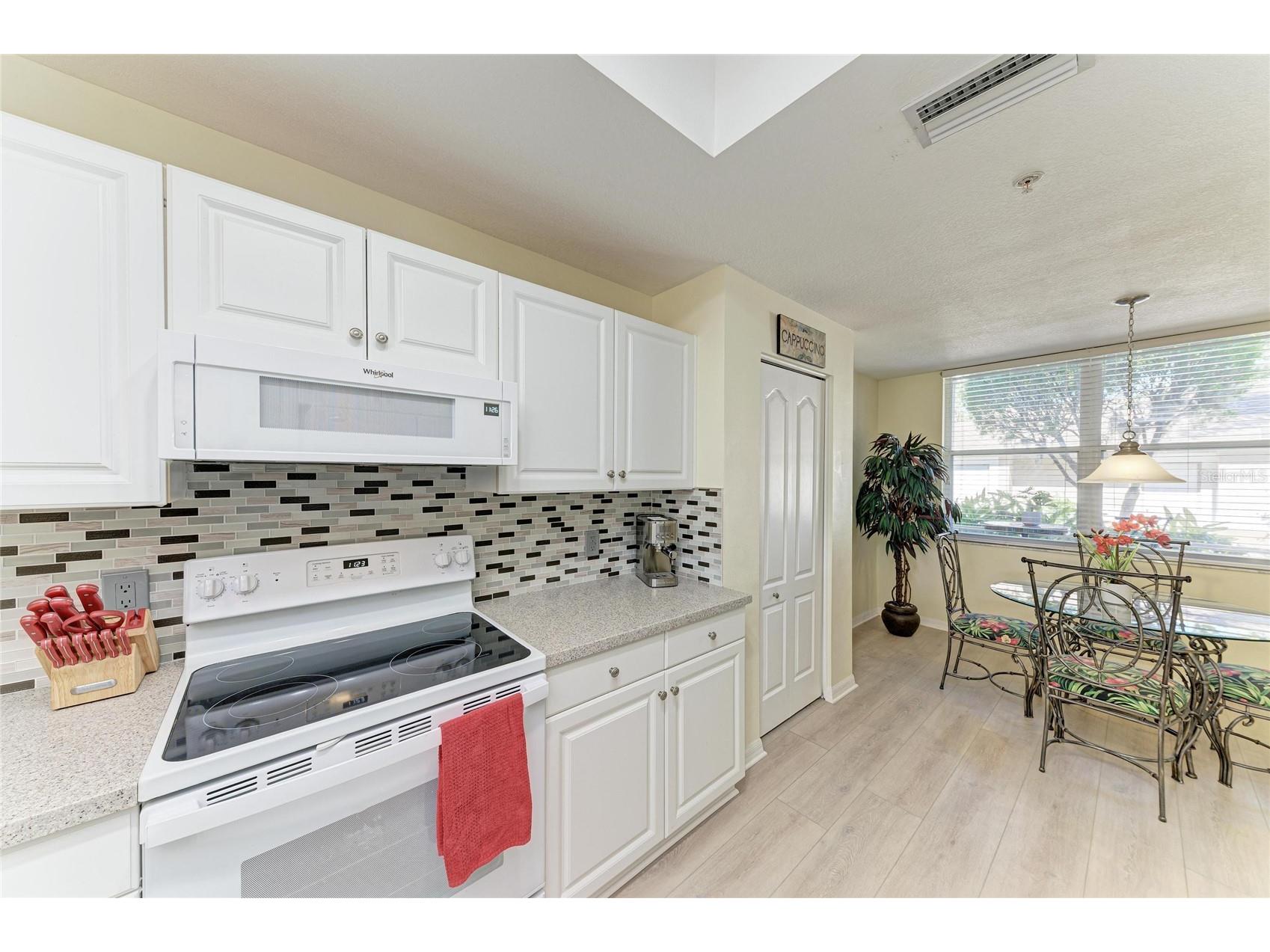 5350 Hyland Hills Avenue #2512 Sarasota FL 34241 A4681515 image18