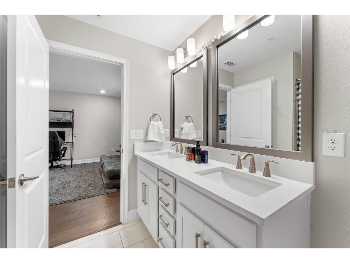 5351 Bridge St #81 Tampa FL 33611 TB8425940 image35