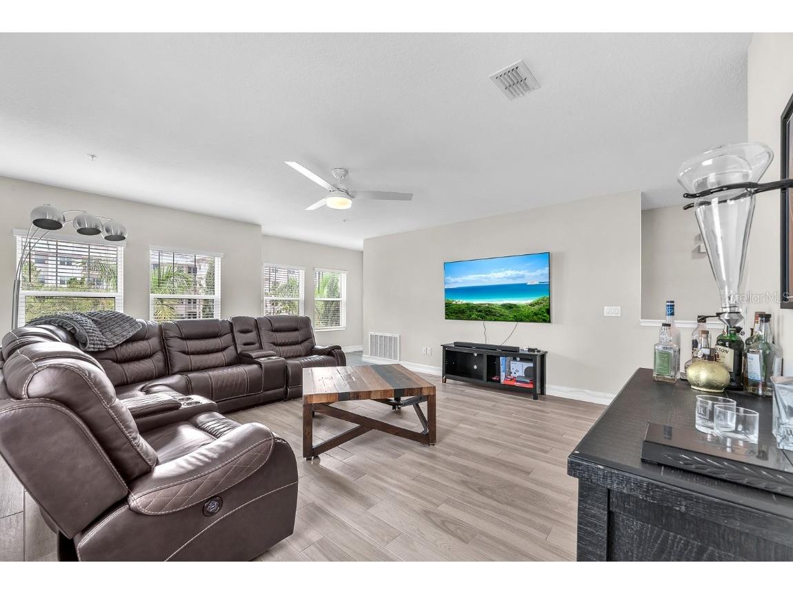 5351 Bridge Street #16 Tampa FL 33611 TB8400048 image14