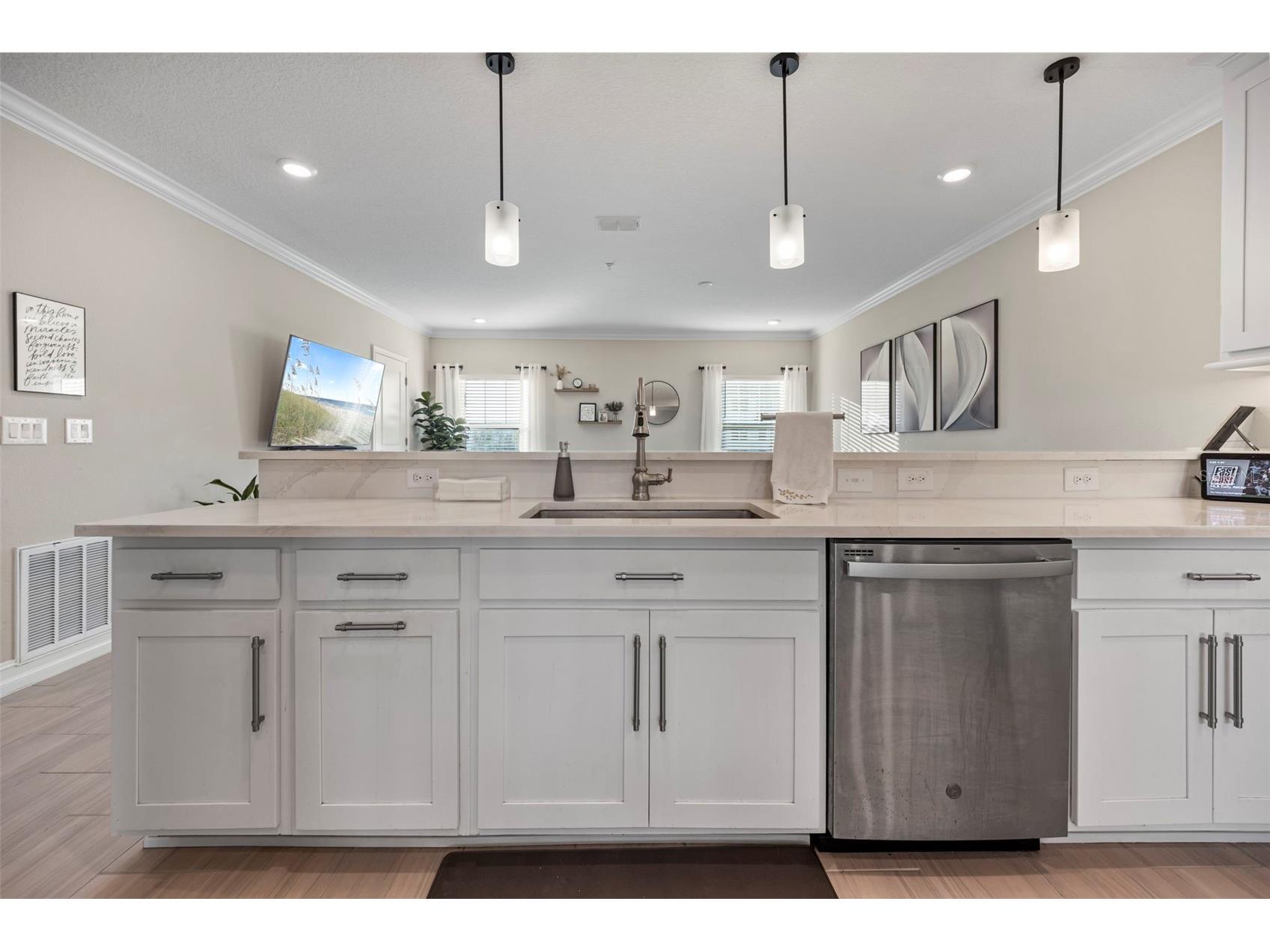 5351 Bridge Street #2 Tampa FL 33611 TB8468254 image18