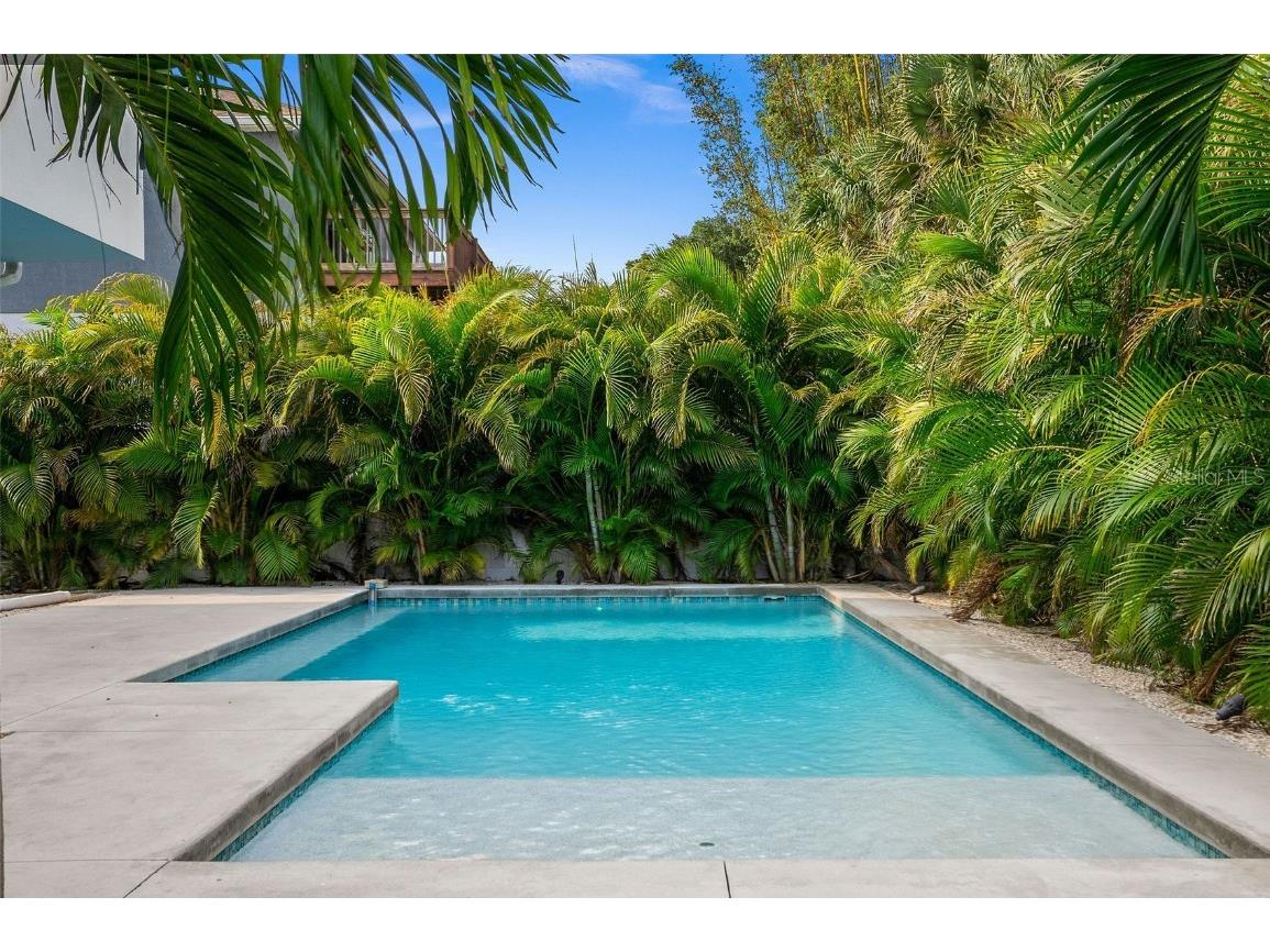 5351 Moeller Avenue Sarasota FL 34233 A4638260 image23