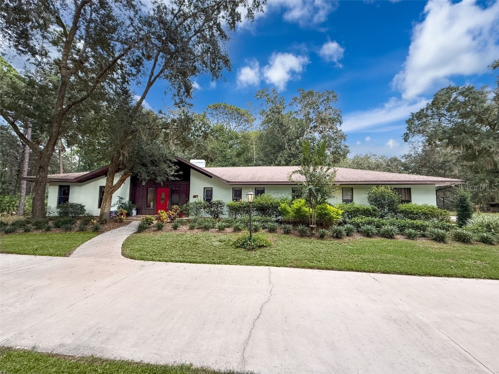 5351 N Tumblewood Drive Crystal River FL 34428 OM687463 image1