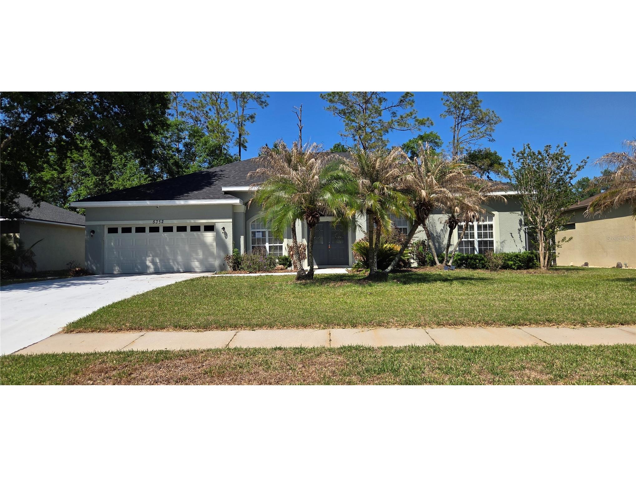 5352 Camberlea Avenue Zephyrhills FL 33541 L4961345 image1