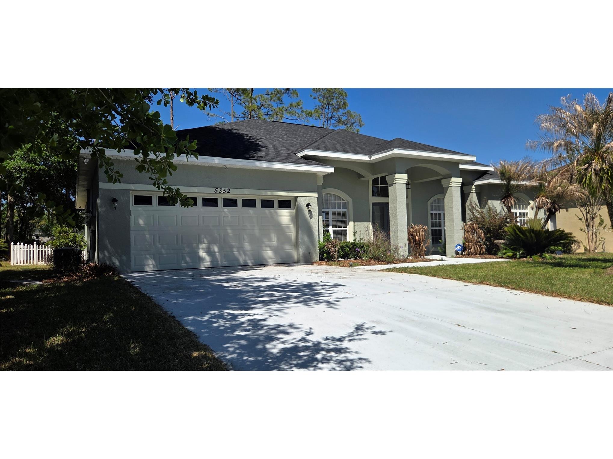 5352 Camberlea Avenue Zephyrhills FL 33541 L4961345 image2