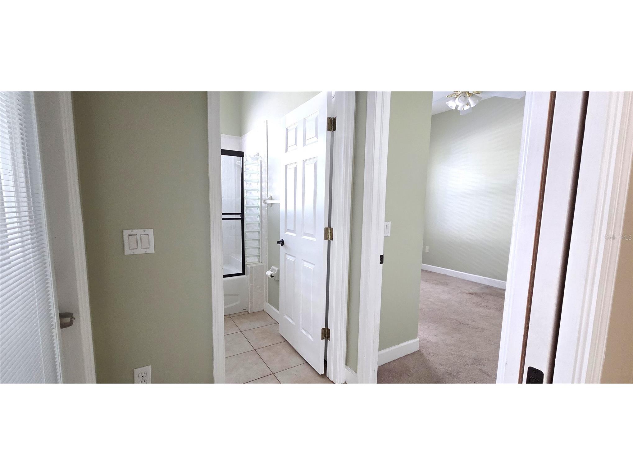 5352 Camberlea Avenue Zephyrhills FL 33541 L4961345 image25