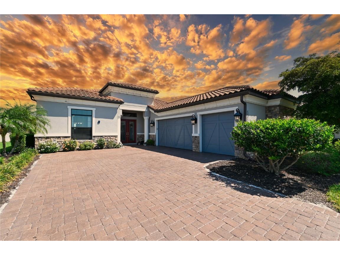 5352 Greenbrook Drive Sarasota FL 34238 A4569698 image1