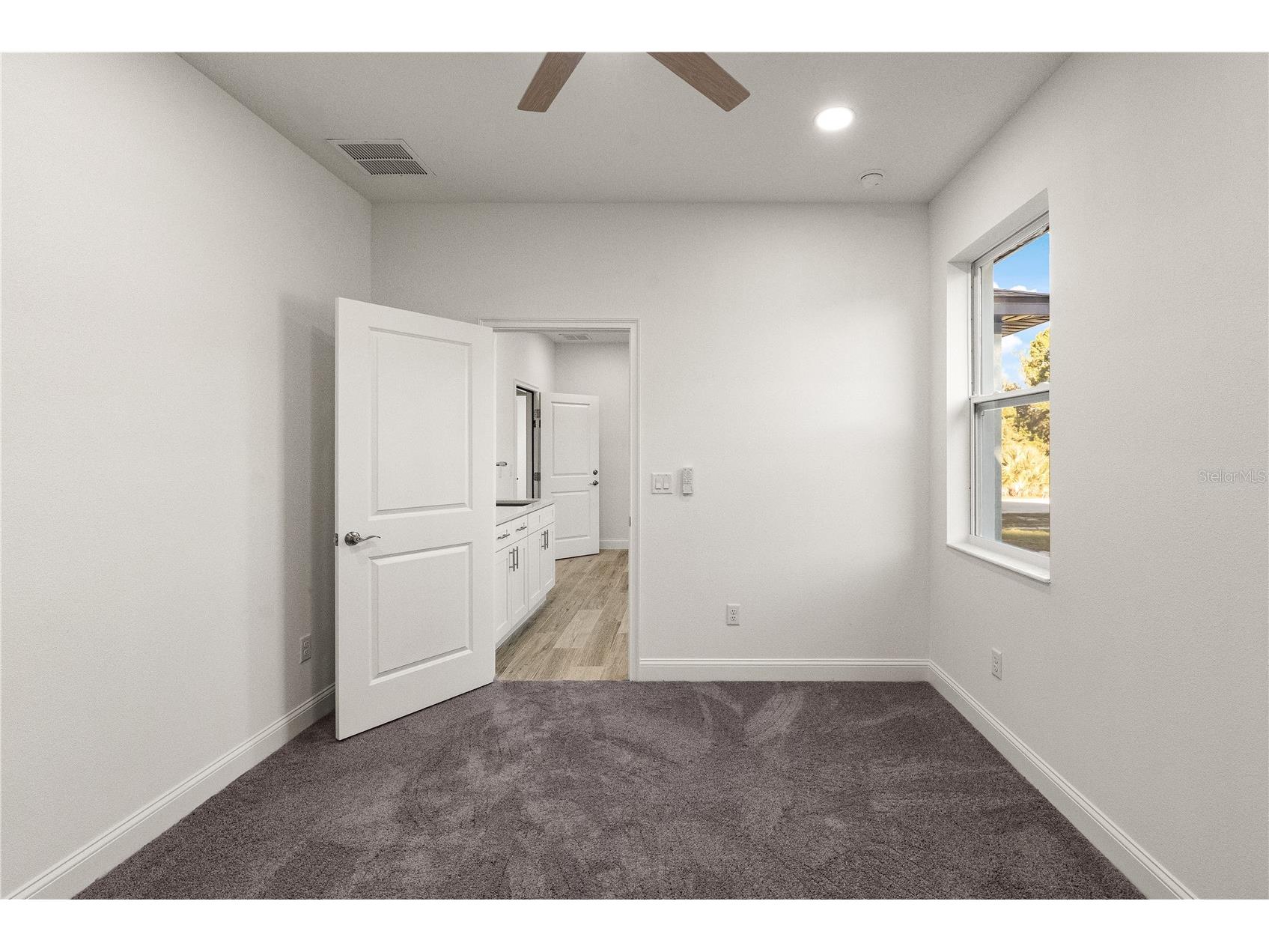 5352 Lowell Avenue Spring Hill FL 34609 TB8402204 image24
