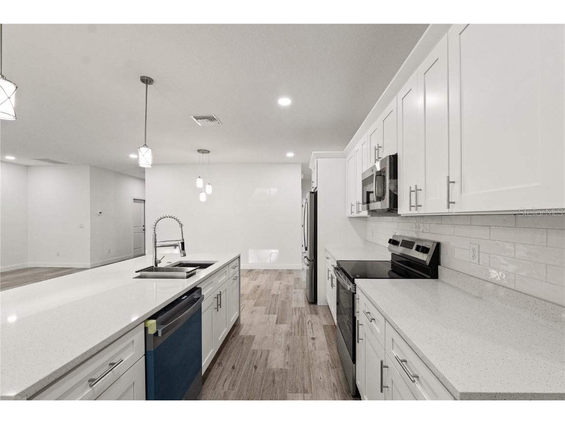 5352 Lowell Avenue Spring Hill FL 34609 TB8402204 image5