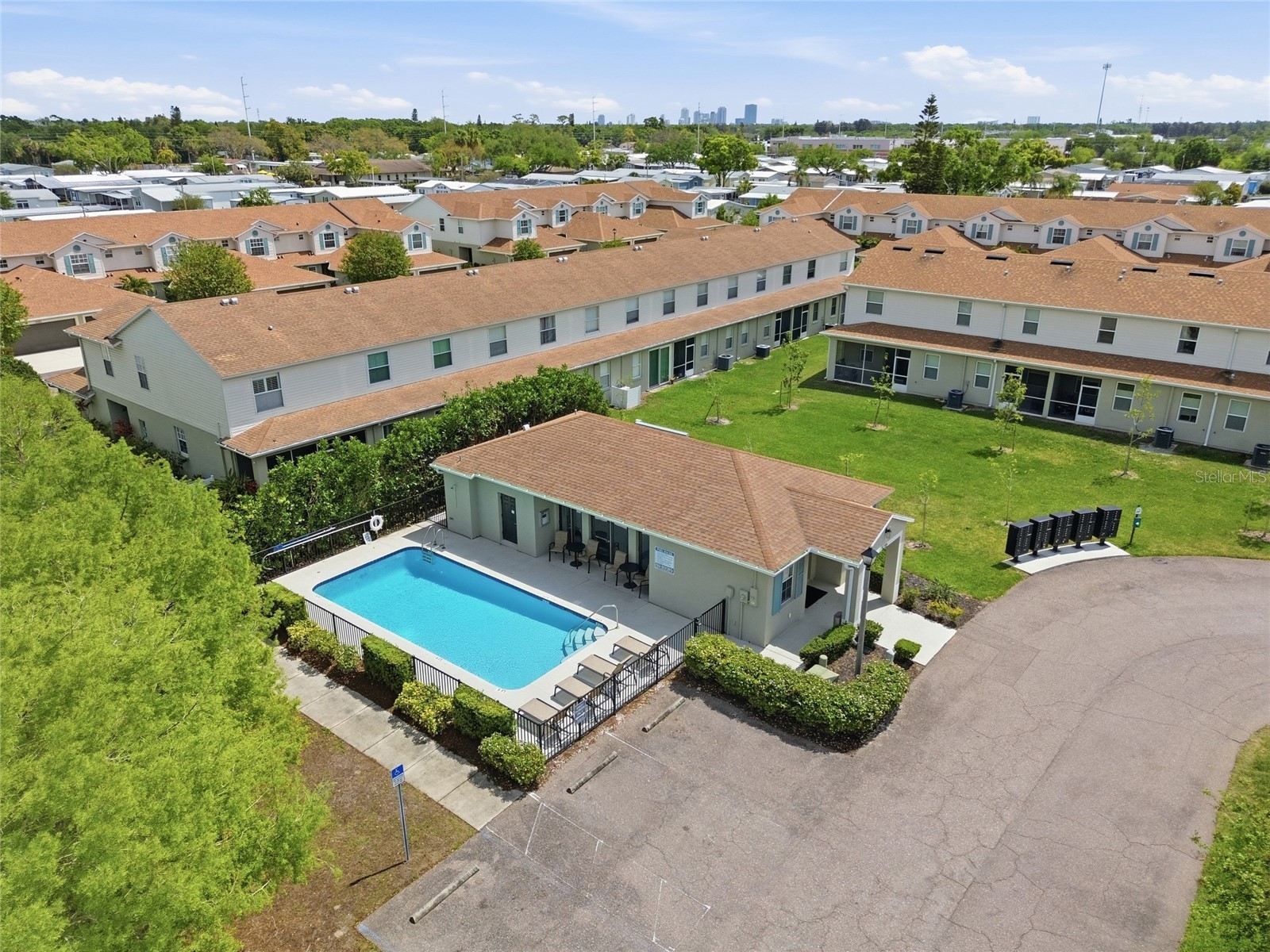 5352 Neil Drive Saint Petersburg FL 33714 TB8488342 image25