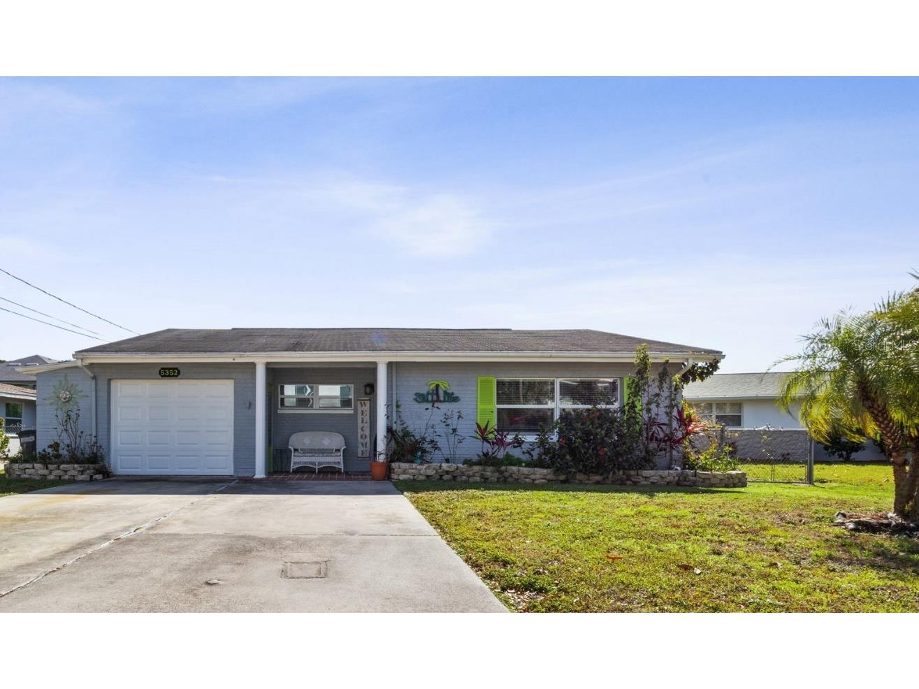 5352 Quist Drive Port Richey FL 34668 - MILLER'S BAYOU W7841911 image1