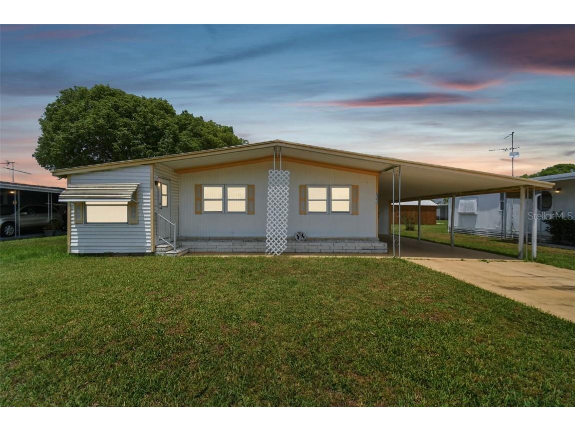 5353 Comanche Street Zephyrhills FL 33542 T3531924 image1