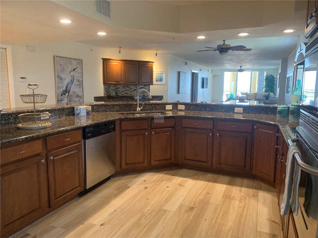 5353 Gulf Boulevard #A401 Saint Pete Beach FL 33706 U8135051 image5