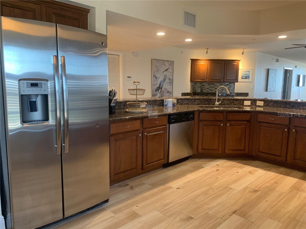 5353 Gulf Boulevard #A401 Saint Pete Beach FL 33706 U8135051 image9