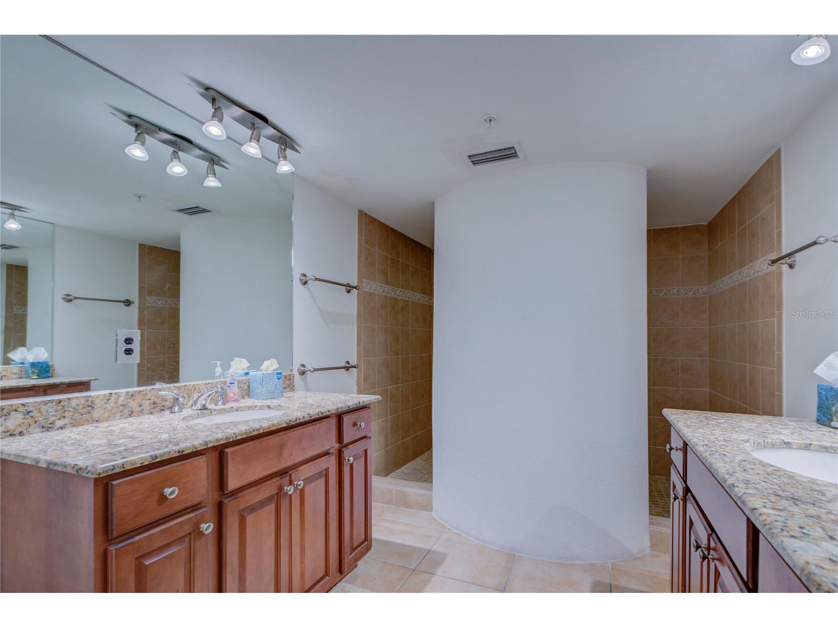 5353 Gulf Boulevard #A502 Saint Pete Beach FL 33706 TB8491115 image23