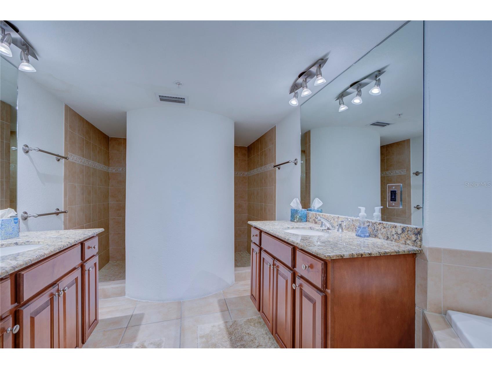 5353 Gulf Boulevard #A502 Saint Pete Beach FL 33706 TB8491115 image24