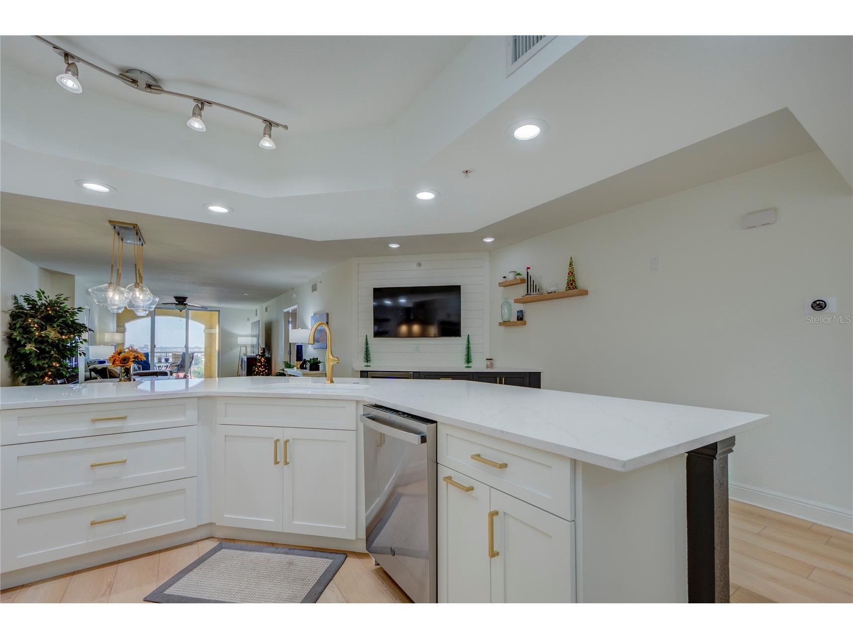 5353 Gulf Boulevard #A502 Saint Pete Beach FL 33706 TB8491115 image5