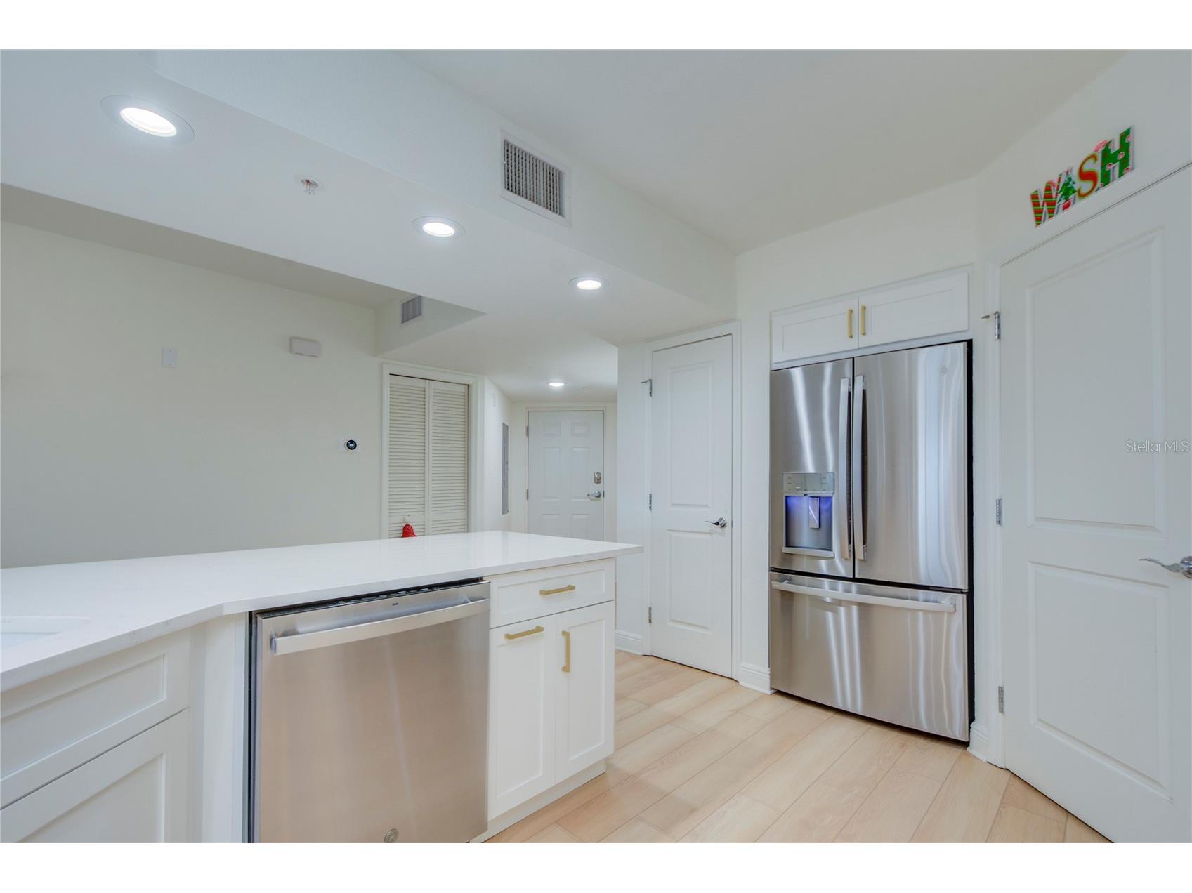 5353 Gulf Boulevard #A502 Saint Pete Beach FL 33706 TB8491115 image6