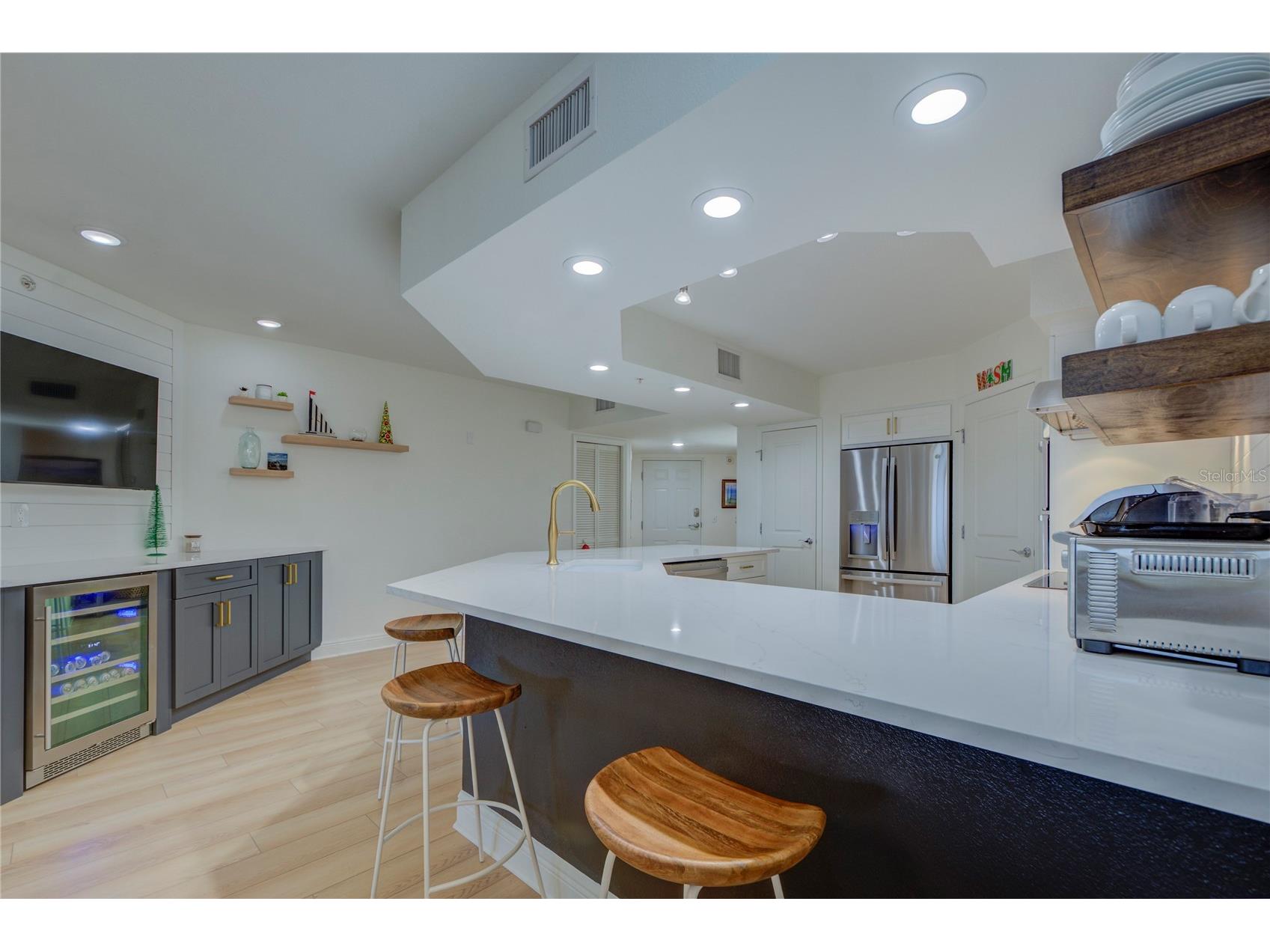 5353 Gulf Boulevard #A502 Saint Pete Beach FL 33706 TB8491115 image8